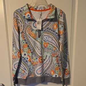 Vera Bradley Women's French Terry Pocket Pullover. Size Medium. NWT.
